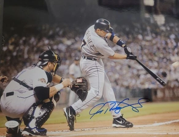 AUTOGRAPHED 11x14 IVAN RODRIGUEZ Detroit Tigers Photo W/ JSA COA - Image 1 of 1