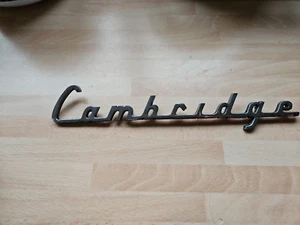 Original 1959-1961 Austin Cambridge Mark II tapa/emblema maletero vintage - Imagen 1 de 8