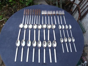 Set 40 pezzi posate vintage 8 persone made in Korea - ottime condizioni - Foto 1 di 24