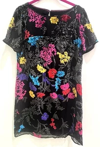 Vestido Floral Terciopelo Negro Maeve Anthropologie Talla 4 - Imagen 1 de 5