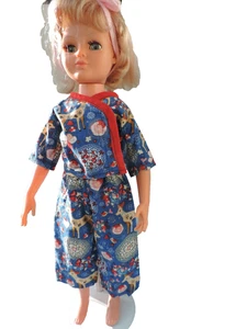 Vintage Palitoy 70er Jahre Puppe 18H Made in England 18" + 3 handgefertigte Outfits - Bild 1 von 7