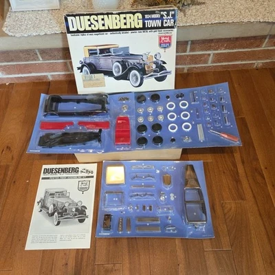 METAL CRAFT 1934 DUESENBERG "S.J." TOWN CAR MODEL CAR KIT NEW OPEN BOX  # 6493 - Image 1 of 4