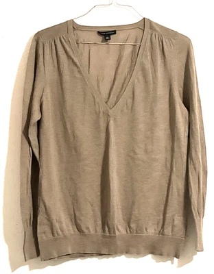Banana Republic Women's Sweater XL Beige Cotton/Linen Long Sleeve V-Neck - Image 1 of 4