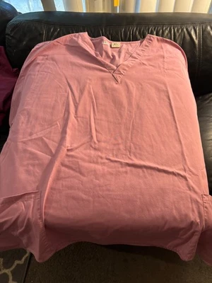 Top exfoliante quirúrgico marca Dickies 5xl para hombre salmón como nuevo subasta de armario de estudio Foto 1 de 2