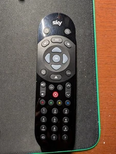 Telecomando Decoder Sky Q Black e Sky Q Mini Originale Senza Comando Vocale - Foto 1 di 5