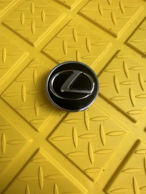 LEXUS RX450H RX350 2013-2022 LLANTA TAPACUBOS TAPACUBOS LOGOTIPO CUBIERTA OEM Foto 1 de 4