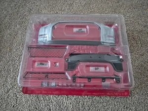 1/8 SCALE EAGLEMOSS BUILD YOUR OWN NISSAN R35 GT-R CAR ISSUE 1 - Picture 1 of 3