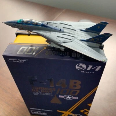 S14 1/144 F-14B Fighter Alloy Model Male Cat VF-32 Swordsman AC100 2005 - Image 1 of 4