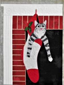 Tessuto Feline Drive HANGIN AROUND Natale Cat Trouble & Boo Designs MODELLO - Foto 1 di 8