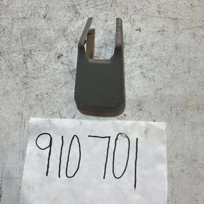 2006 2007 Toyota Highlander Right Seat Rear Outer Side Track Cover Trim Cap OEM - Изображение 1 из 4