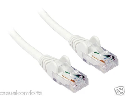 RJ45 UTP CAT 5e WHITE PATCH LEAD 8P8C ISDN ETHERNET SNAGLESS NETWORK CABLE, 50cm - Image 1 of 4