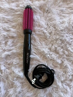 Revlon Silicone Bristle Heated Hair Styling Brush, Black, 1 inch barrel *TESTED - Image 1 of 4