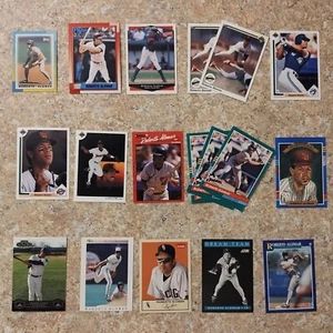 1989-05 Roberto Alomar 18 Cards Topps, Upper Deck, Donruss, Classic, Fleer Score - Picture 1 of 19