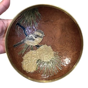 Plato de baratija vintage MCM latón esmalte cloisonné pájaro bellota patas redondo India - Imagen 1 de 9