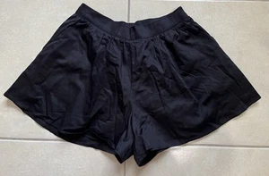 Abito pantaloncino estivo Forever 21 donna M nero plissettato foderato zip laterale tasche - Foto 1 di 11