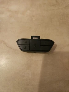Microsoft Xbox One Stereo Headset Adapter 3.3V 24mA Model 1626 - Picture 1 of 2