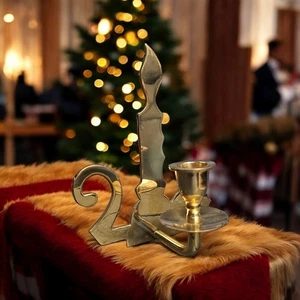 Candelabro de latón macizo de 7 pulgadas estilo cámara candelabro acebo de Navidad nuevo - Imagen 1 de 6