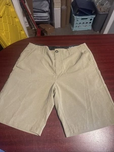 Men's Casual Shorts Volcom Surf And Turf 4 Way Stretch Size 33 - Picture 1 of 8