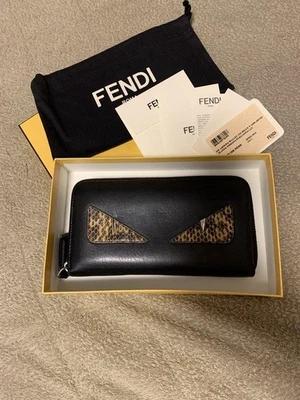 Cartera Larga Fendi Ojo de Bug Cremallera Alrededor Cuero Negro muy buen regalo Envío Foto 1 de 4