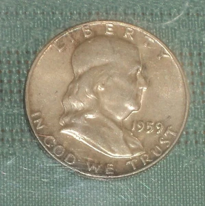1959 FRANKLIN HALF DOLLAR 90% SILVER ---"D" MINT MARK - Picture 1 of 4