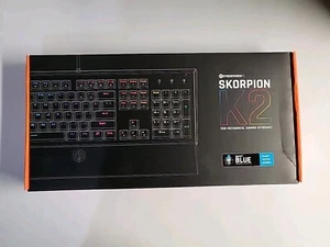 NUOVO Scorpion K2 Tastiera Gioco Meccanica INTERRUTTORI BLU Cyberpower RGB - Foto 1 di 3