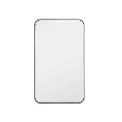 Espejo rectangular moderno de metal plateado Timeless Home de 18"x30" con esquinas suaves Foto 1 de 4