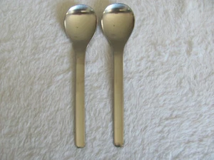 Henckels Cónico - 18/8 Inoxidable - Acabado Satinado - Juego de 2 cucharaditas de 5 3/8" - Imagen 1 de 5