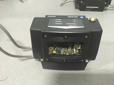 Allen-Bradley AdaptaScan, cat#2755-SN3, ser-B, rev-A, fecha mayo-01-99, 2755-NB41 Foto 1 de 4