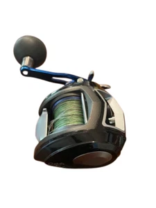 Abu Garcia SALTY STAGE Revo Lj-3 Baitcasting Reel Left Handed LH Used Japan - Picture 1 of 4