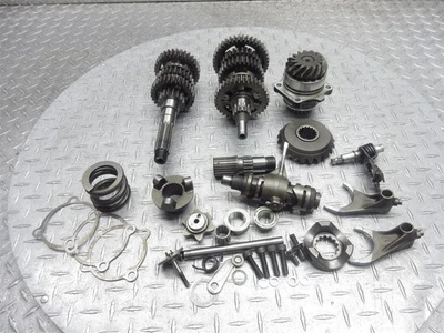 03-08 Kawasaki Vulcan 1600 Classic 2005 VN1600 transmisión caja de cambios eje de cambios Foto 1 de 4