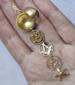 Rare Antique 9ct Gold Masonic Masons Folding Orb Pendant - Picture 1 of 4