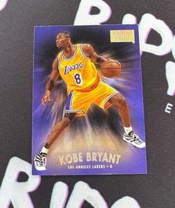 1997-98 SkyBox Premium #23 Kobe Bryant Los Angeles Lakers gg - Foto 1 di 2