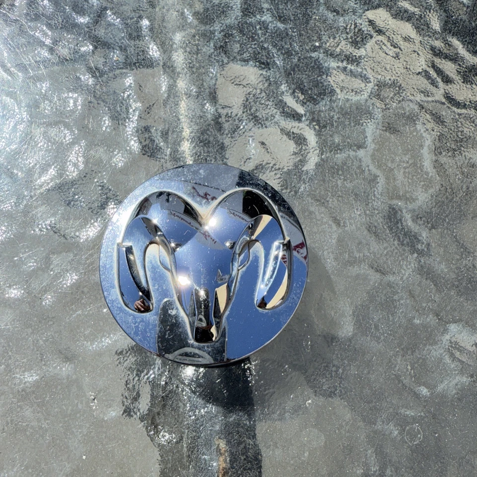 2015-2020 RAM 1500 chrome head medallion logo Wheel Center Cap used   - Image 1 of 4