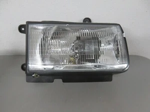 1998 1999 HONDA PASSPORT ISUZU AMIGO/RODEO RIGHT SIDE HEADLIGHT - Picture 1 of 4
