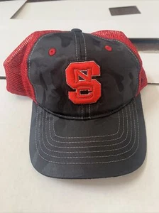 NC State Wolfpack Zephyr Black and Red Adjustable Hat New 🔥🙏 - Picture 1 of 2