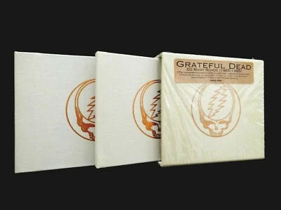 Grateful Dead So Many Roads ( 1965 - 1995 ) Box Set Jerry Garcia 5 CD 60 Pg Book - Image 1 of 4