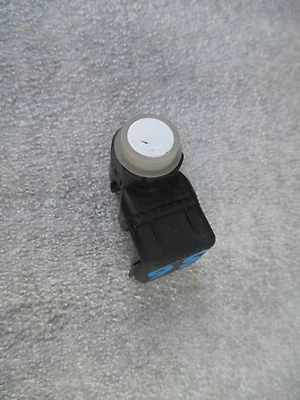 KIA OPTIMA SENSOR DE AYUDA DE ESTACIONAMIENTO TRASERO (1) 2012 2013 2014 2015 12 14 15 OEM  Foto 1 de 4