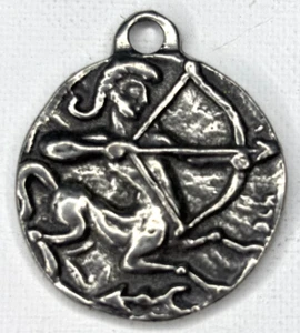 ZINN SCHÜTZE MEDAILLE ANHÄNGER SCHWER 21,8 GRAMM SCHÜTZE VINTAGE UNBENUTZT - Bild 1 von 4