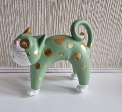 Seinhijo green cat figurine brand new in box