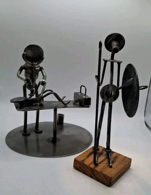 2 esculturas artísticas de metal cirujano médico nativo guerrero tuercas pernos arandelas Foto 1 de 4