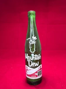 Vintage 1968 MOUNTAIN DEW Hillbilly LAUGHING PIG Bottle (29) - Picture 1 of 6