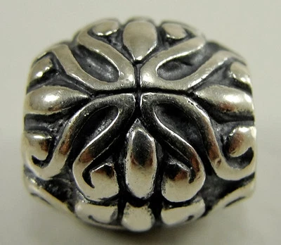 Auténtico dije de cuentas de plata esterlina Chamilia floral GA-76 pétalos de enredaderas flores  Foto 1 de 4