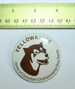 De Colección Yellowknife Canadá Campeonato Canadiense Perro Derby Pin Insignia Botón - Imagen 1 de 2