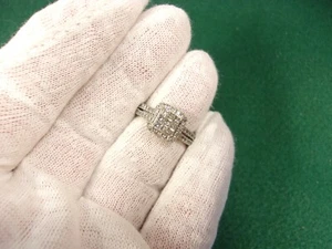 GORGEOUS FLASHY LADY'S 10K WHITE GOLD & (FLUSH) DIAMOND ENGAGEMENT/WEDDING RING - Picture 1 of 15