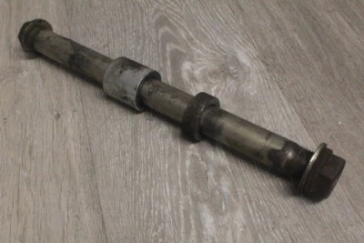 Harley-Davidson cuarenta y ocho hierro 883 setenty dos sportster 1200 eje trasero trasero Foto 1 de 3