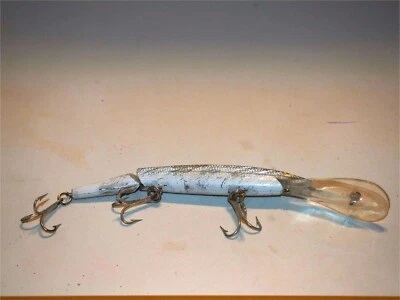 Rebel Fishing Lure Broken Back VTG salt water original box - Image 1 of 4