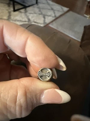Genuino Pandora Plata Esterlina Perro Cuenco Woof Hueso Dije 791708CZ Foto 1 de 4