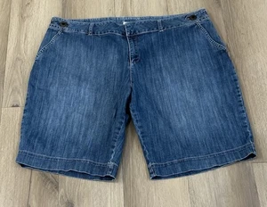 MERONA Women's Bermuda Shorts Denim Blue High Rise Pockets Flat Front Size 20W - Picture 1 of 7