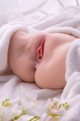 Masturbatore Maschile Realistico Vagina e Ano Vibrante in Silicone Sex Toys Uomo - Immagine 1 di 4