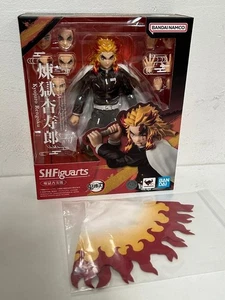 Kyojuro Rengoku Demon Slayer Kimetsu no Yaiba S.H.Figuarts + PANNO CABLATO BONUS - Foto 1 di 2